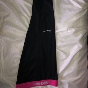 cropped nike leggings